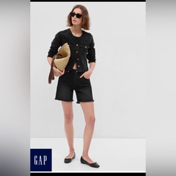 New ! Black Collarless GAP Denim Jacket - Size Large - Picture 1 of 10